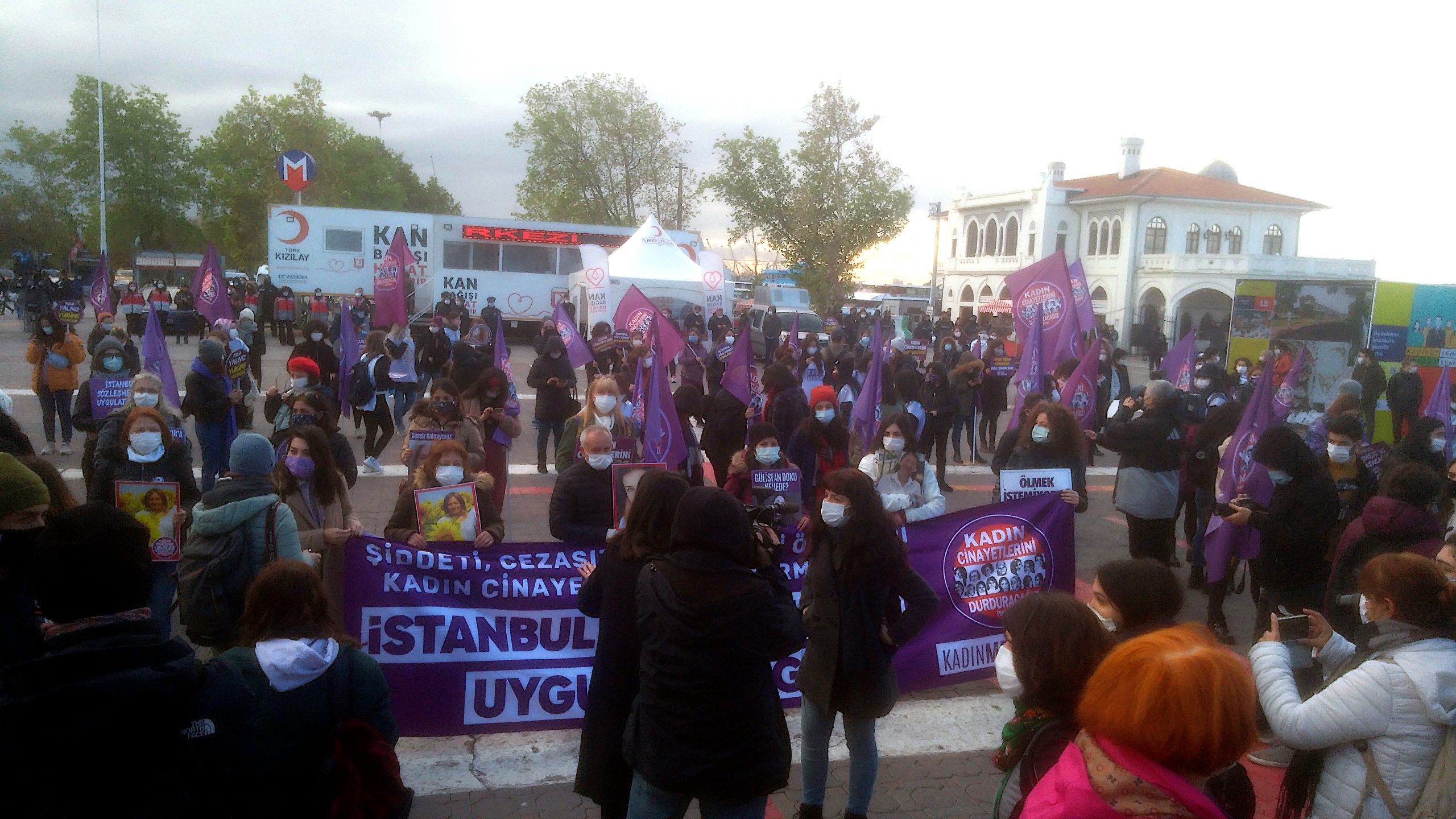 Demonstration of We Will Stop Femicides Platform for the International Day for the Elimination of Violence against Women, 22 November 2020, Istanbul. Photo by Ülker Sözen