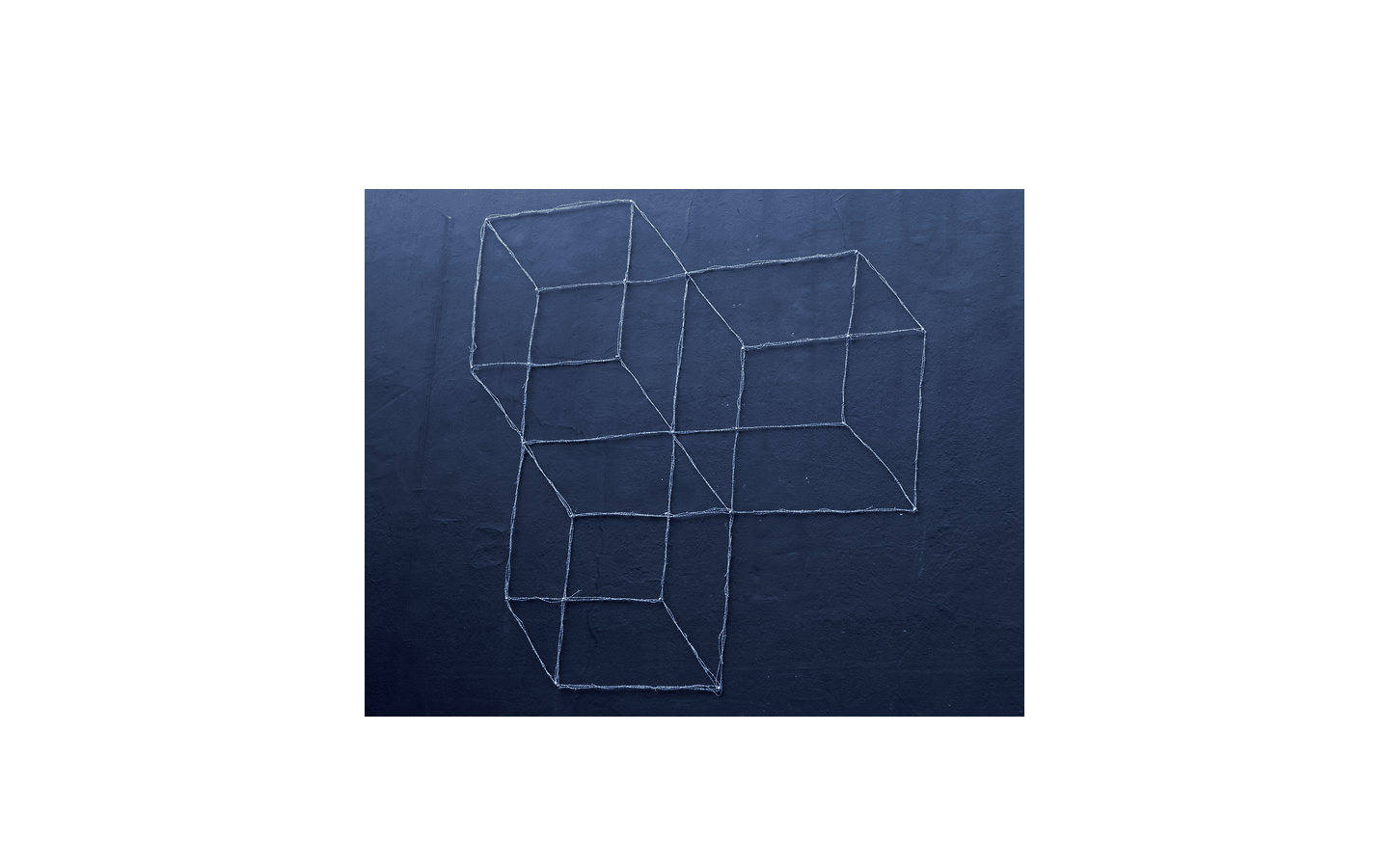 Guilherme Peters
Three Powers / barbed wire over wall